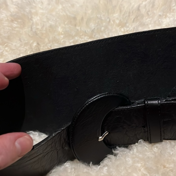 Handmade Leather Moroccan belt 28”- 31” - Picture 7 of 7